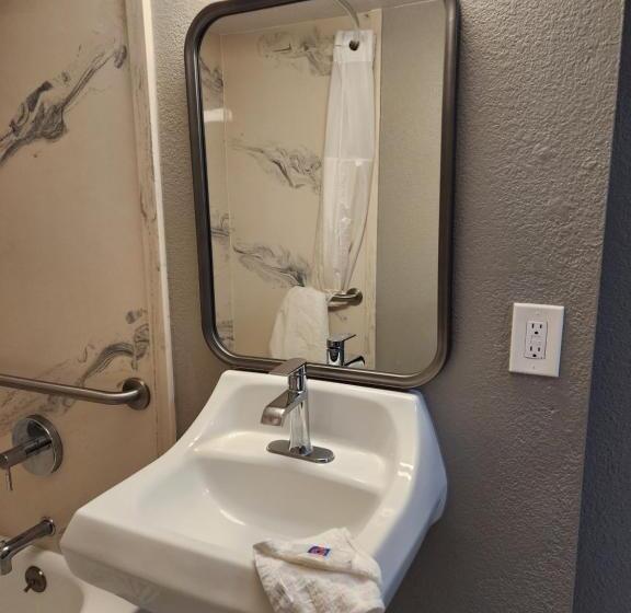 身障者適用スタンダードルーム, Studio 6 Sacramento, Ca   Natomas & Smf Airport