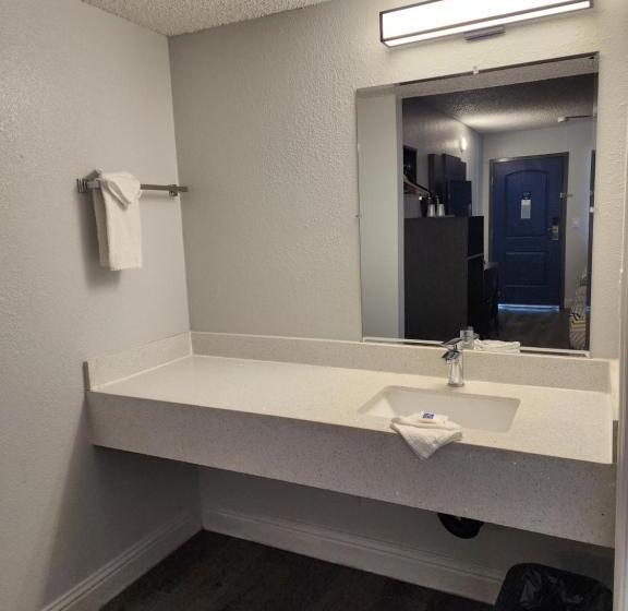 스탠다드 룸 킹사이즈 침대, Studio 6 Sacramento, Ca   Natomas & Smf Airport