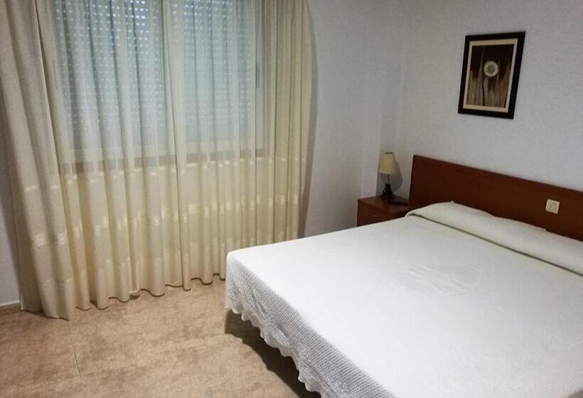 StandaardKamer, Pension As Termas