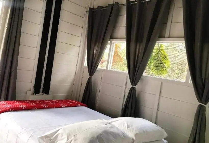 スタンダード4人部屋, Ballena Dorada Lodge