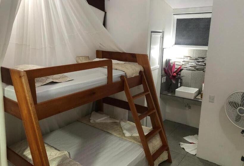 스탠다드 트리플 룸 풀장 전망, Ballena Dorada Lodge