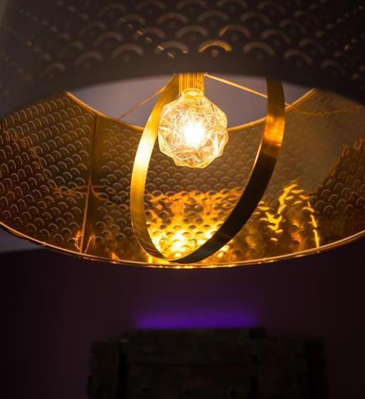 Standard Værelse, Une Autre Histoire