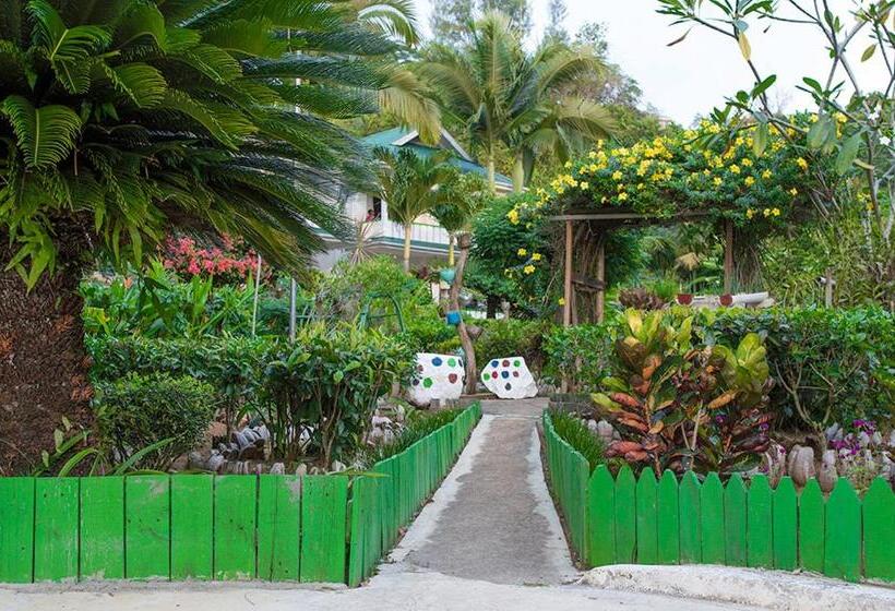 آپارتمان 1 خوابه با چشم‌انداز باغ, Evergreen Apartments
