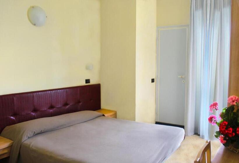 スタンダードルーム, Bristol