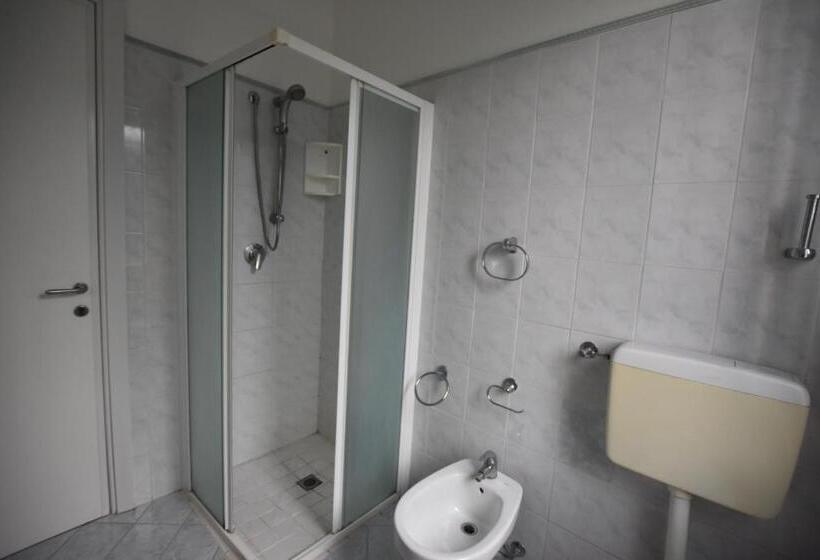 ２ベッドスイートルーム, Bristol