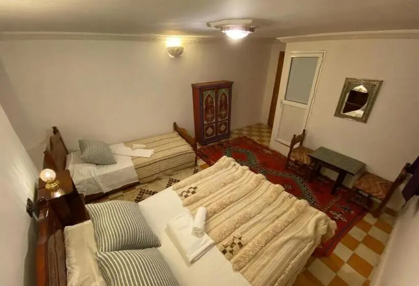 ファミリールーム, Dar Benelmahi