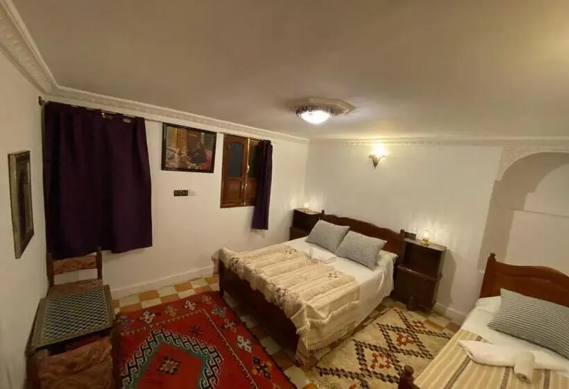 ファミリールーム, Dar Benelmahi