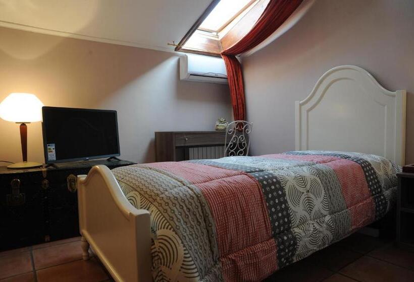 اتاق لوکس یک تخته, Residenza D'oria B&b