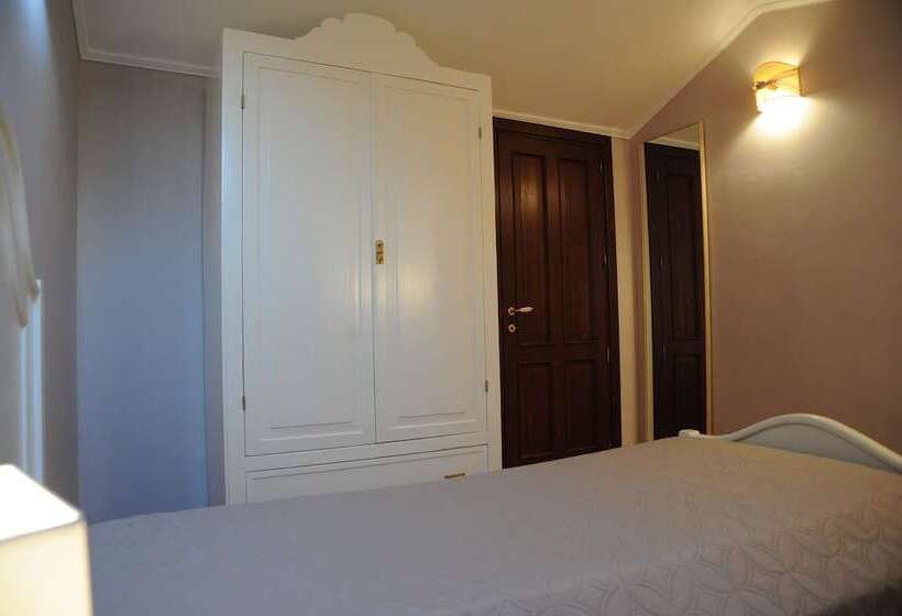 اتاق لوکس یک تخته, Residenza D'oria B&b