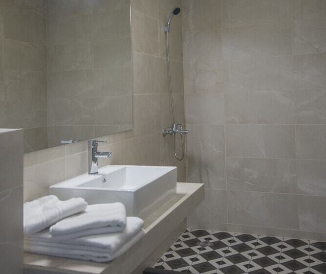 Superior Suite Sea View, Ji