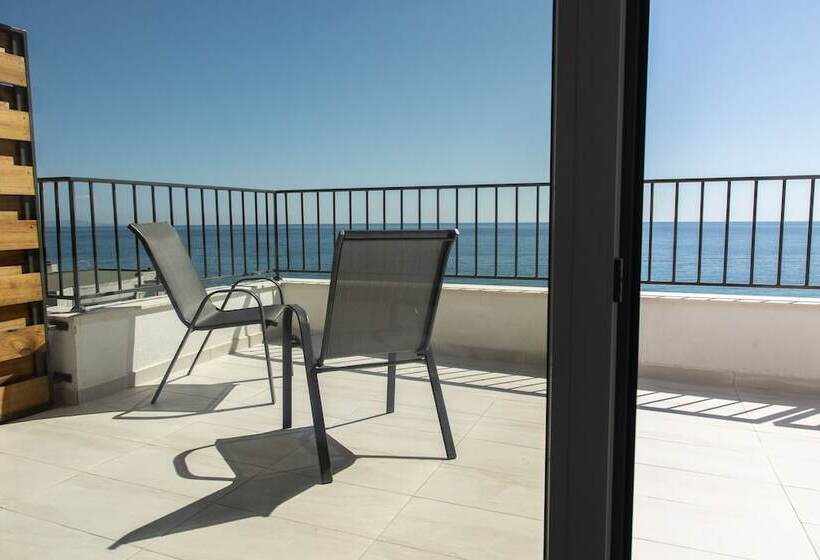 Superior Suite Sea View, Ji