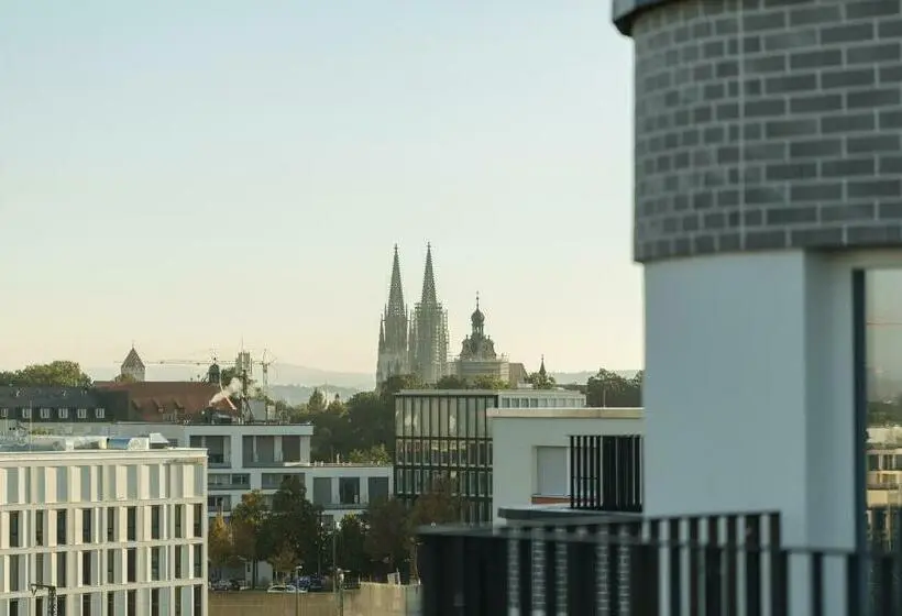 اتاق لوکس, Holiday Inn   The Niu, Sparrow Regensburg, An Ihg