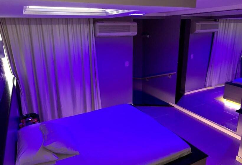 חדר סטנדרט, Gran Motel