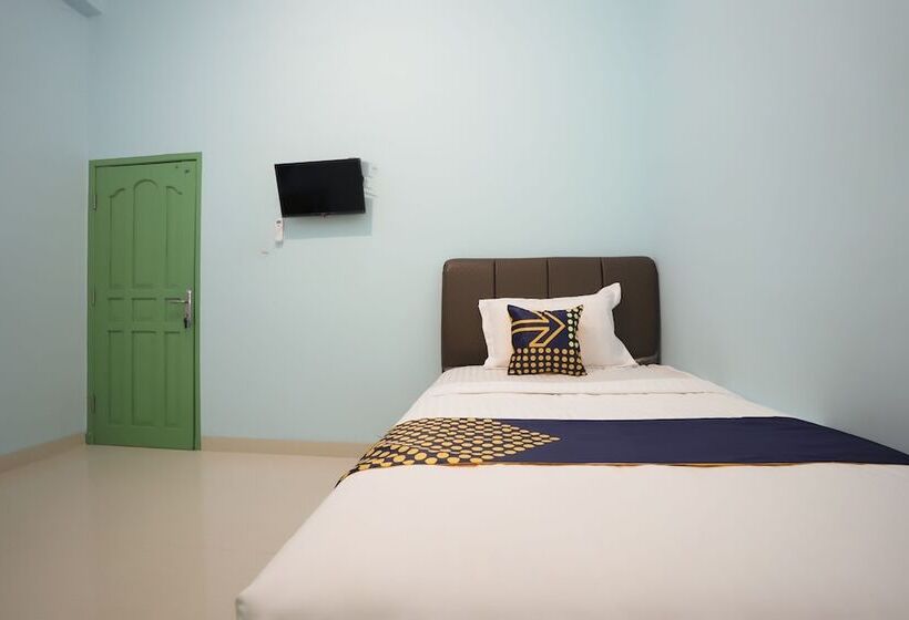 غرفة أساسية فردية, Spot On 2738 818 Home Stay