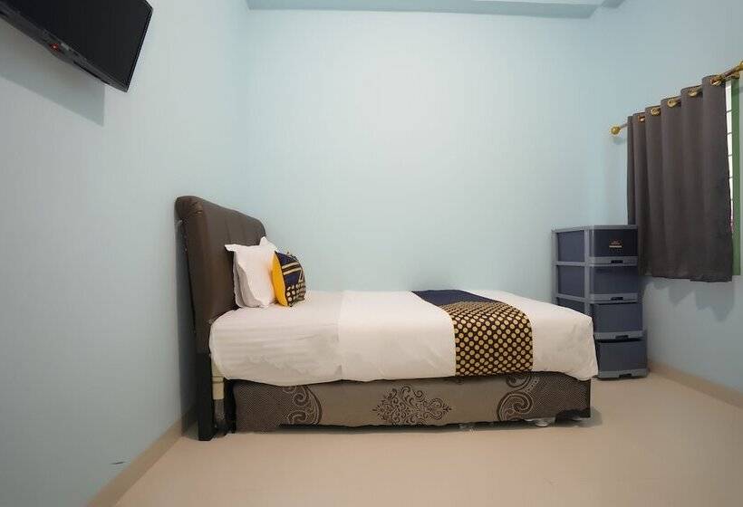 اتاق عادی یک تخته, Spot On 2738 818 Home Stay