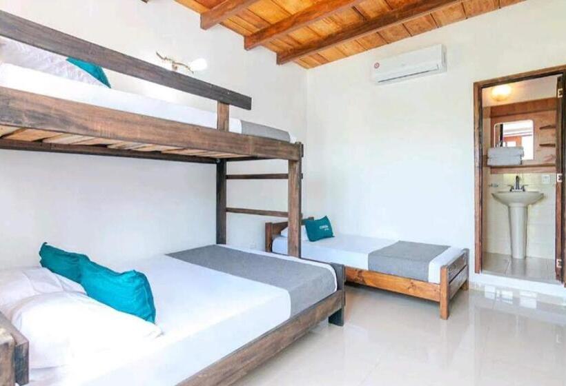 Четырехместный Номер Стандарт, Kayena Hostel