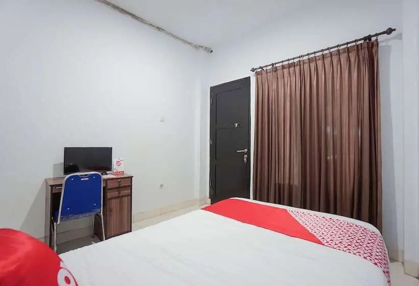 スタンダードシングルルーム, Oyo 2566 Putri Kesia Rooms