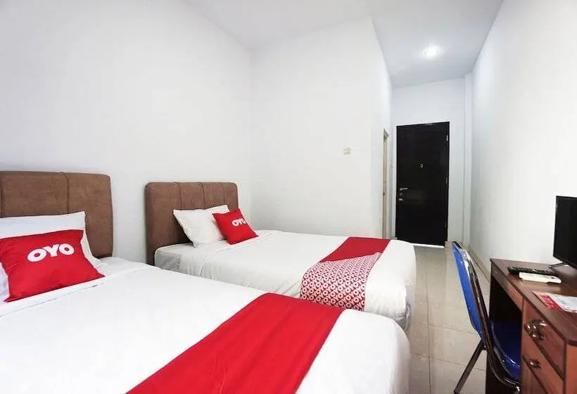 デラックスルーム, Oyo 2566 Putri Kesia Rooms