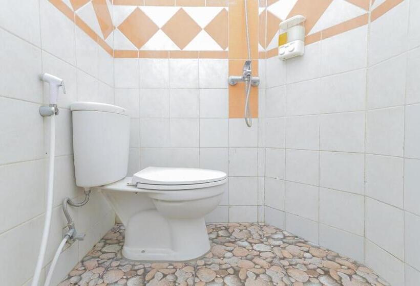 חדר סטנדרט, Reddoorz Syariah At Mojosari