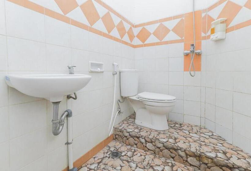 Номер Стандарт, Reddoorz Syariah At Mojosari