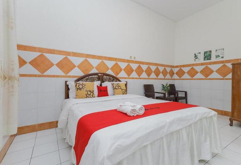 חדר סטנדרט, Reddoorz Syariah At Mojosari