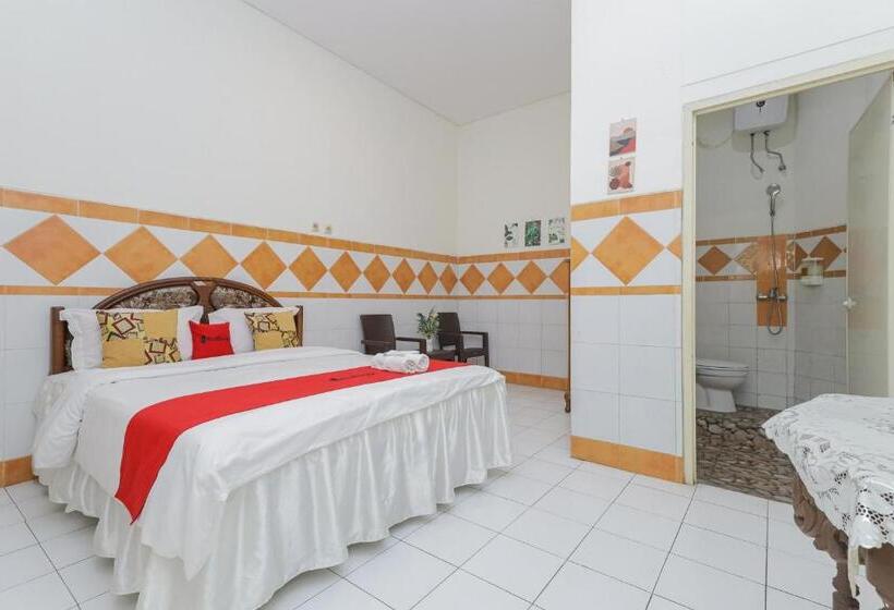 חדר סטנדרט, Reddoorz Syariah At Mojosari