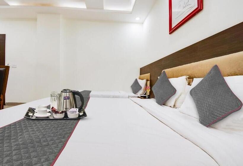 اتاق لوکس, Good Times