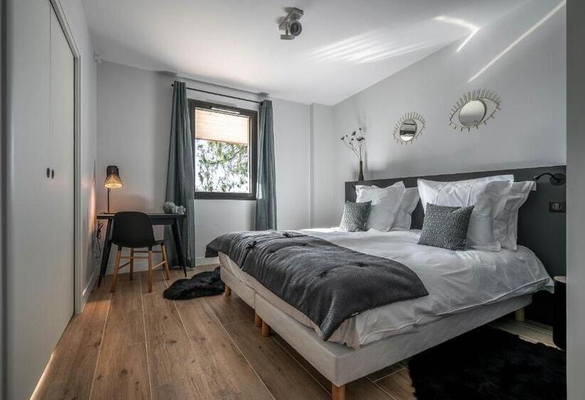 شقة غرفة نوم واحدة مزودة بشُرفة, La Grange Des Pères