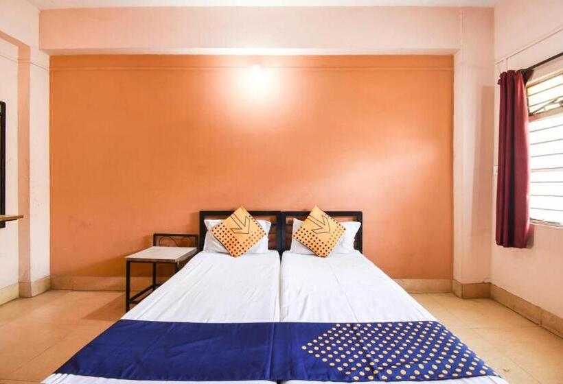 三人经典房间, Spot On Jai Sai Lodging &