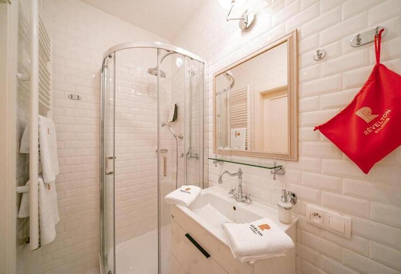 スーペリアスタジオ, Revelton Studios Marianske Lazne