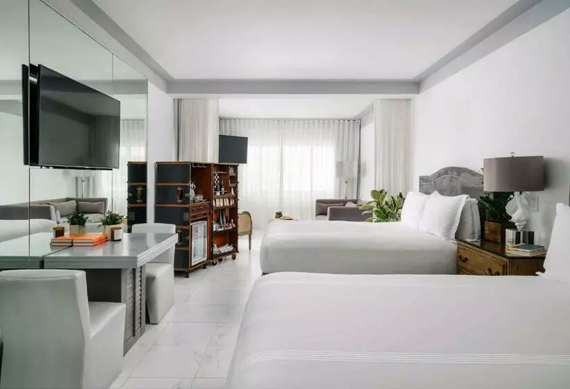 スタンダードスタジオ, Nautilus Sonesta Miami Beach