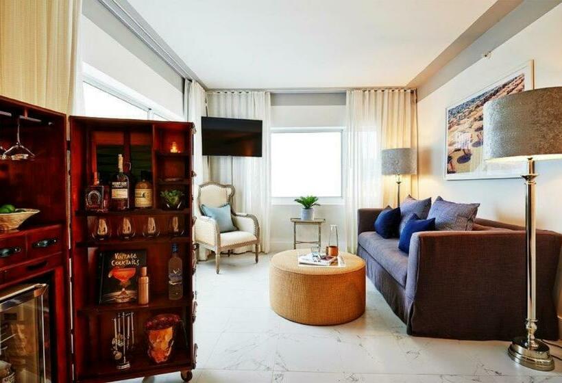 Студия Стандарт, Nautilus Sonesta Miami Beach