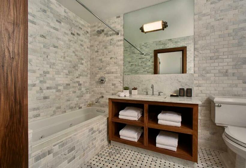 Люкс Вид на Море, Nautilus Sonesta Miami Beach