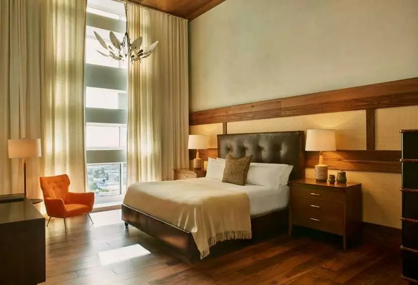 ペントハウスルーム, Nautilus Sonesta Miami Beach