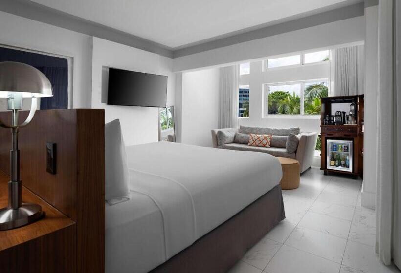 Номер Deluxe Кровать Кинг, Nautilus Sonesta Miami Beach