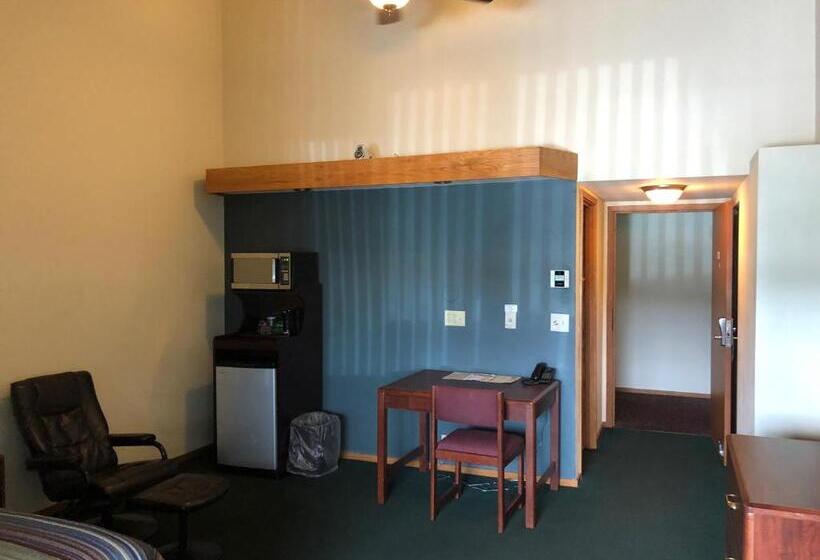 带大床的豪华间, Round Barn Lodge