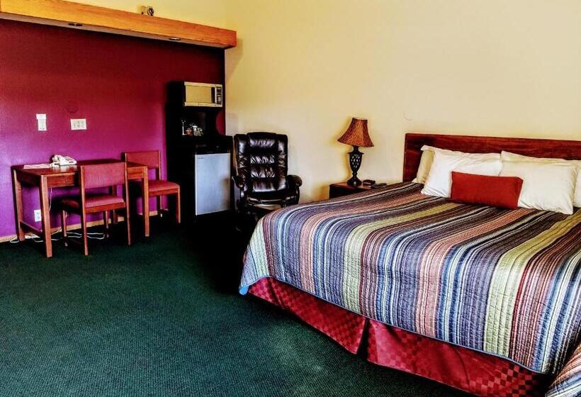 带大床的豪华间, Round Barn Lodge