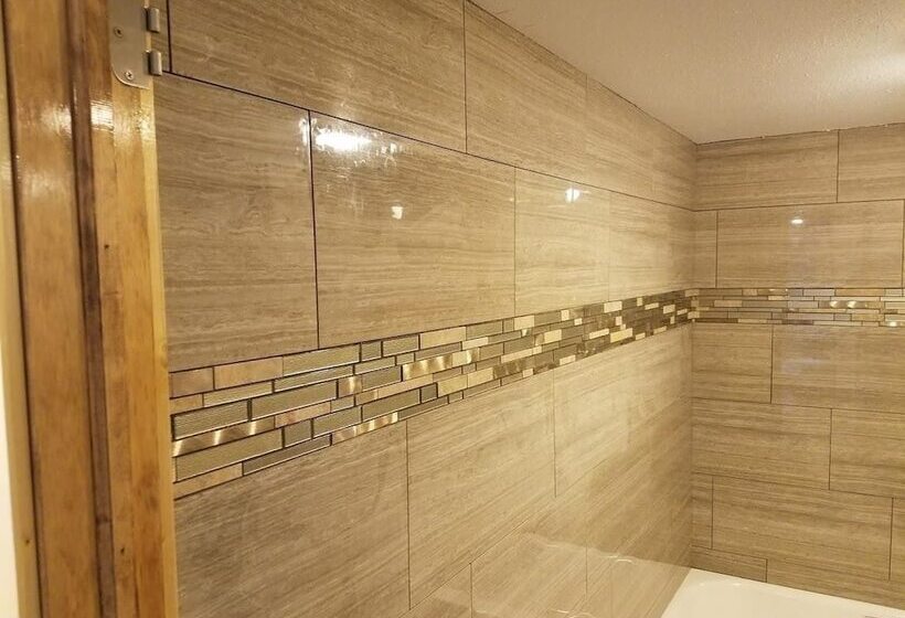 패밀리 스위트, Round Barn Lodge