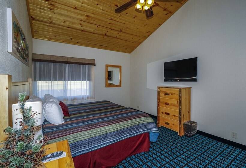 스탠다드 룸 더블 침대, Round Barn Lodge