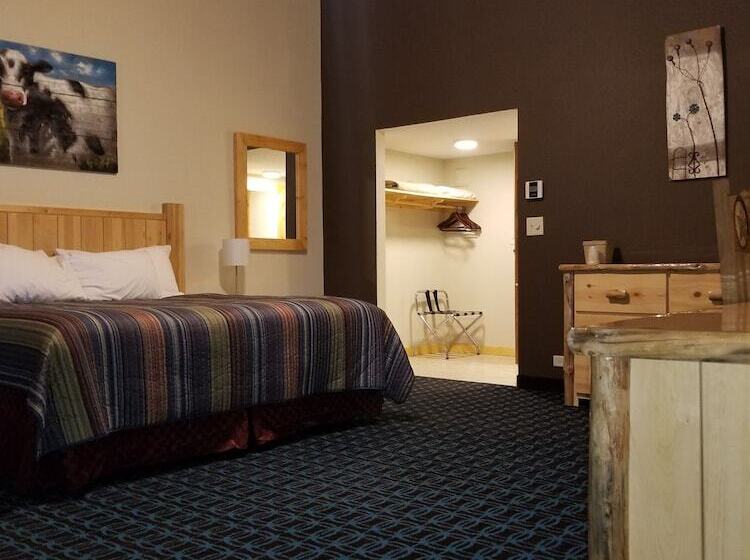 스탠다드 룸 더블 침대, Round Barn Lodge