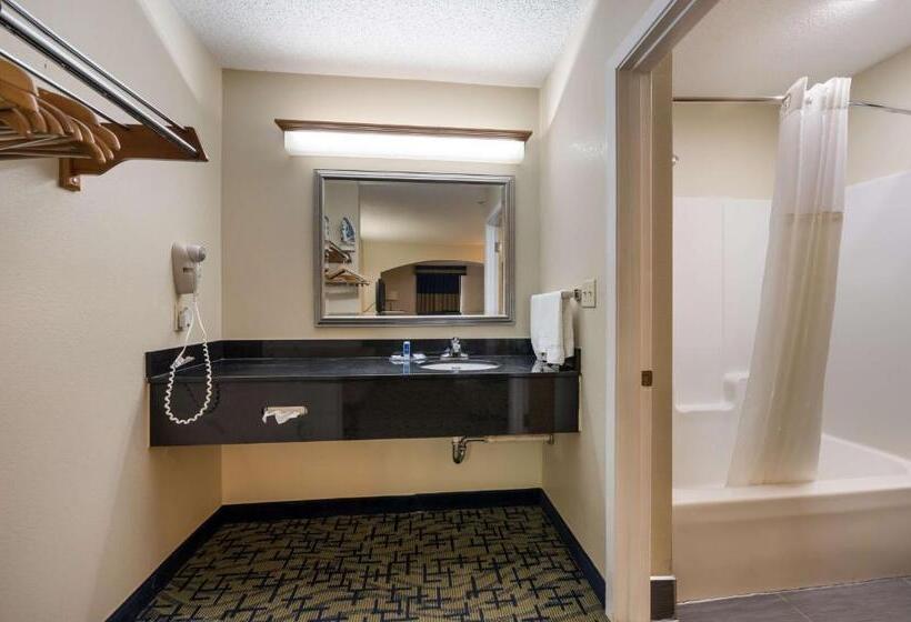 חדר סטנדרט שתי מיטות זוגיות, Surestay Hotel By Best Western Meridian