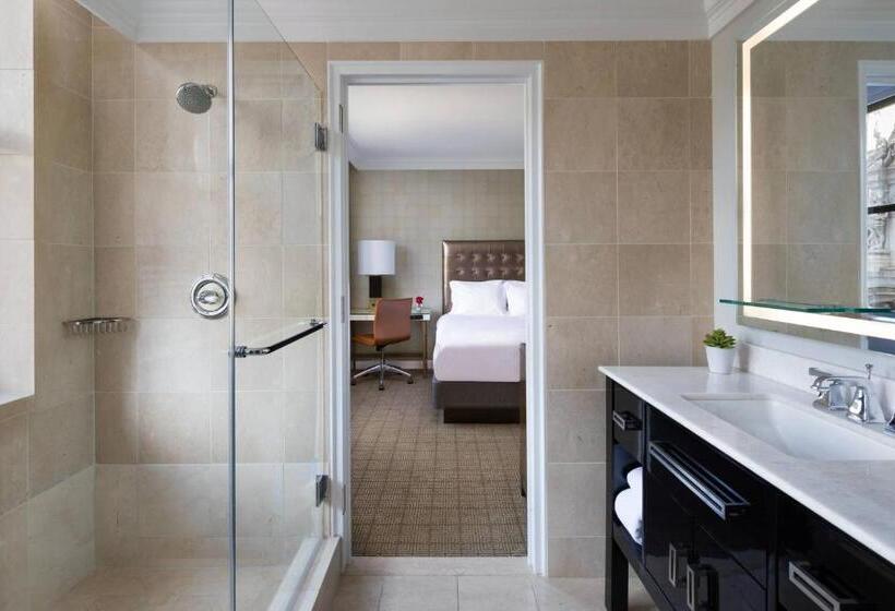 Номер Superior с Салоном, The Ritzcarlton, Philadelphia