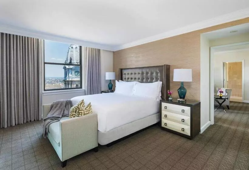 Deluxe Suite King Bed, The Ritzcarlton, Philadelphia