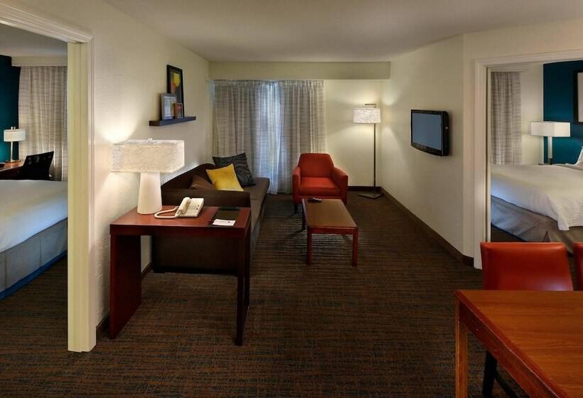 سوئیت 2 خوابه, Residence Inn Danbury