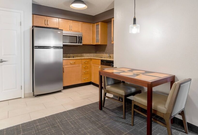 스위트, Residence Inn Sacramento Rancho Cordova