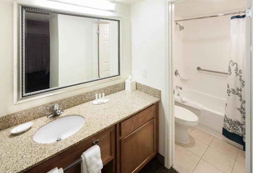 2 Bedroom Suite with Balcony, Residence Inn By Marriott Seattle Downtown/lake Union