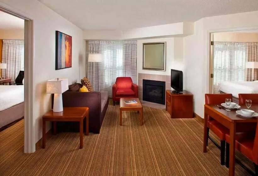 ２ベッドスイートルーム, Sonesta Es Suites Birmingham Homewood