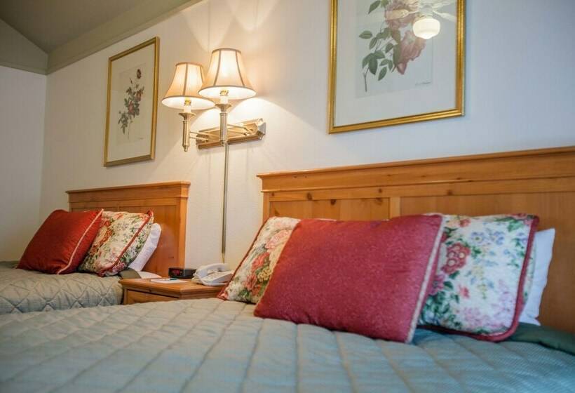 Дом 1 Спальня, River S Edge Resort