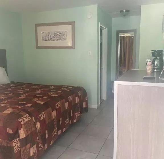 スタンダードルーム, Royal Canadian Motel