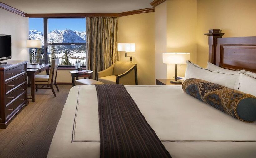 Номер Deluxe с Видом, The Everline Resort & Spa Lake Tahoe